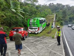 Rem Blong, Bus Pariwisata Masuk Jalur Penyelamat di Karangreja Purbalingga