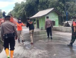 Gunung Merapi Erupsi, Polda Jateng Terjunkan Ratusan Personel Brimob hingga Mobil SAR