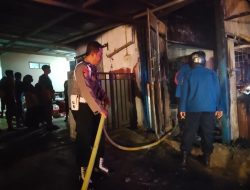 Diduga Akibat Korsleting Listrik, Toko Sembako di Kejobong Terbakar