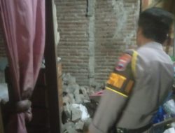 Gempa Sebabkan Tembok Rumah Warga di Rembang Purbalingga Roboh