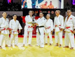 Sabuk Hitam Judo Bagi Kapolri, Hadiah Lain Kala Hari Bhayangkara Ke-77