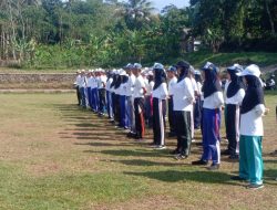 Kapolsek Kutasari Beri Motivasi Paskibra Tingkat Kecamatan