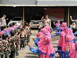 Polisi Sahabat Anak, Polsek Bukateja Ajak Siswa Bermain dan Belajar