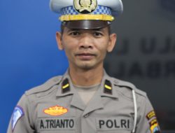 Polisi Ungkap Identitas Pengemudi Mobil Masuk Saluran Irigasi di Kemangkon