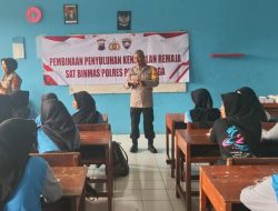 Satbinmas Polres Purbalingga Binluh Pelajar di SMK Negeri 1 Kaligondang