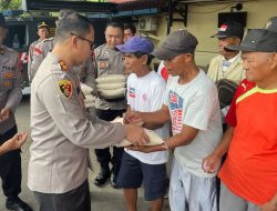 Polres PurbaIingga Salurkan Zakat Fitrah Idul Fitri 1445 Hijriah