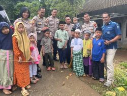 Polisi di Semarang Jadi Bapak Asuh Bagi 35 Anak Yatim Piatu