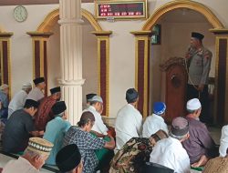 Safari Jumat di Masjid Al Hikmah, Kapolsek Bobotsari Sampaikan Pesan Kamtibmas