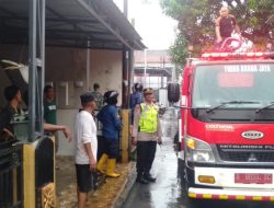 Kebakaran Dapur Rumah di Kalimanah, Diduga dari Pembakaran Sampah