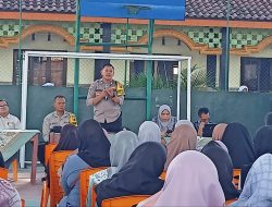 Bhabinkamtibmas Polsek Kemangkon Isi Materi Parenting di SMP Negeri 1 