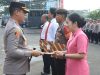 Polres PurbaIingga Beri Penghargaan Personel dan Bhayangkari Berprestasi 