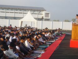 Polres Purbalingga Gelar Salat Iduladha 1446 H dan Pemotongan Hewan Kurban
