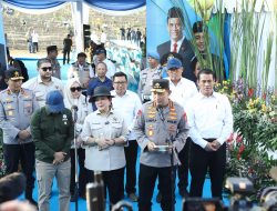 Kapolri Pimpin Penanaman Jagung Serentak di Grobogan, Targetkan 1 Juta Hektare untuk Swasembada Pangan 2025