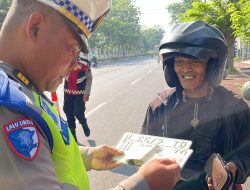 Temukan Lansia Langgar Lalu Lintas, Satgas Operasi Patuh Polda Jateng Beri Teguran Simpatik