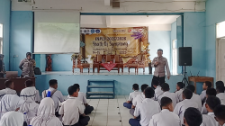 Polsek Kaligondang Binluh Siswa Baru SMK Negeri 1 Kaligondang