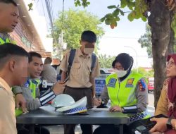 Satgas Ops Patuh Candi 2025 Beri Teguran Siswa Melanggar Lalu Lintas