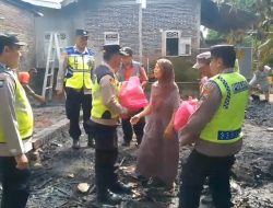 Polri Peduli, Polsek Kejobong Gelar Bakti Sosial untuk Korban Kebakaran