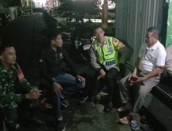 Bhabinkamtibmas Polsek Kalimanah Perkuat Sinergi Jaga Keamanan Bersama Mahasiswa KKN